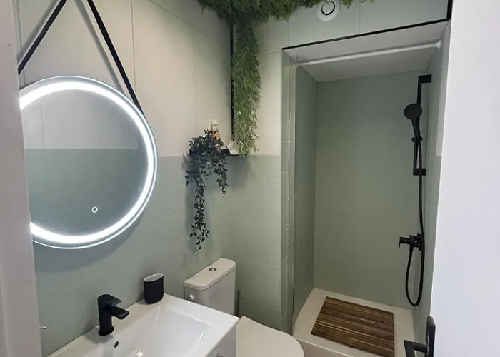 Le Saint Clair Centre Port