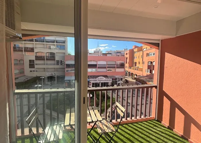 Le Saint Clair Centre Port * アグド