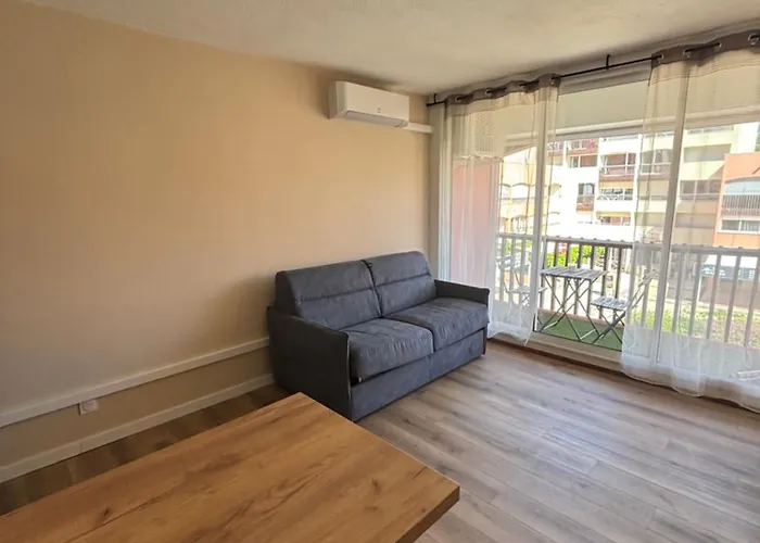 Le Saint Clair Centre Port